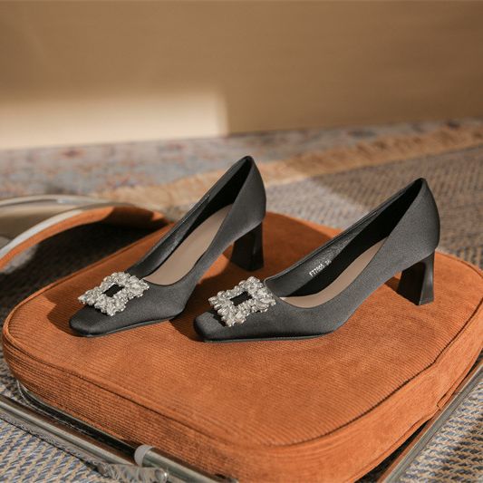 Zapatos De tacón alto con punt - Slip Dress Satin reseña y precio